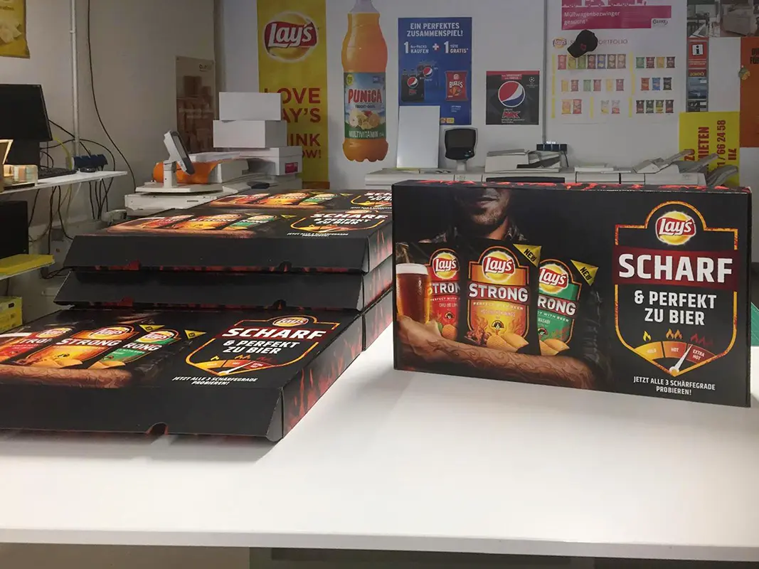 Lays Karton-Produktion POS